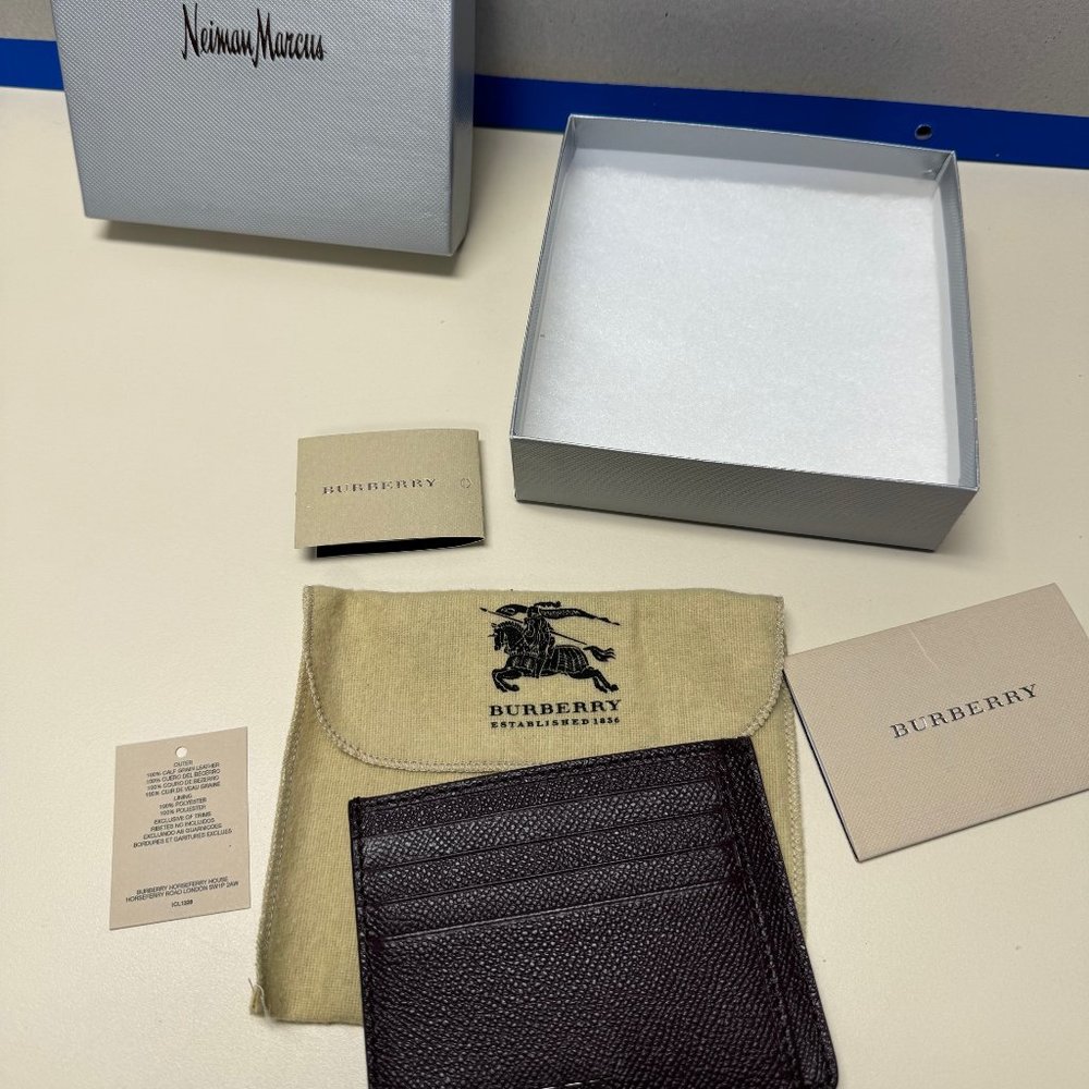 Authentic Burberry Bernie Card Holder - Brown London Leather